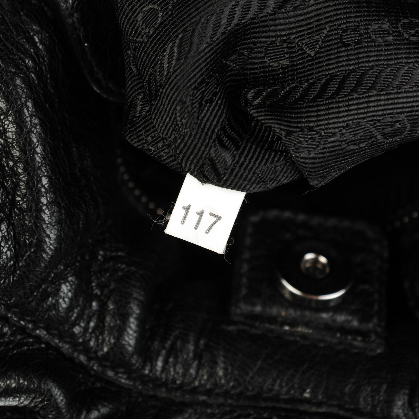 Deerskin Shoulder Bag Black