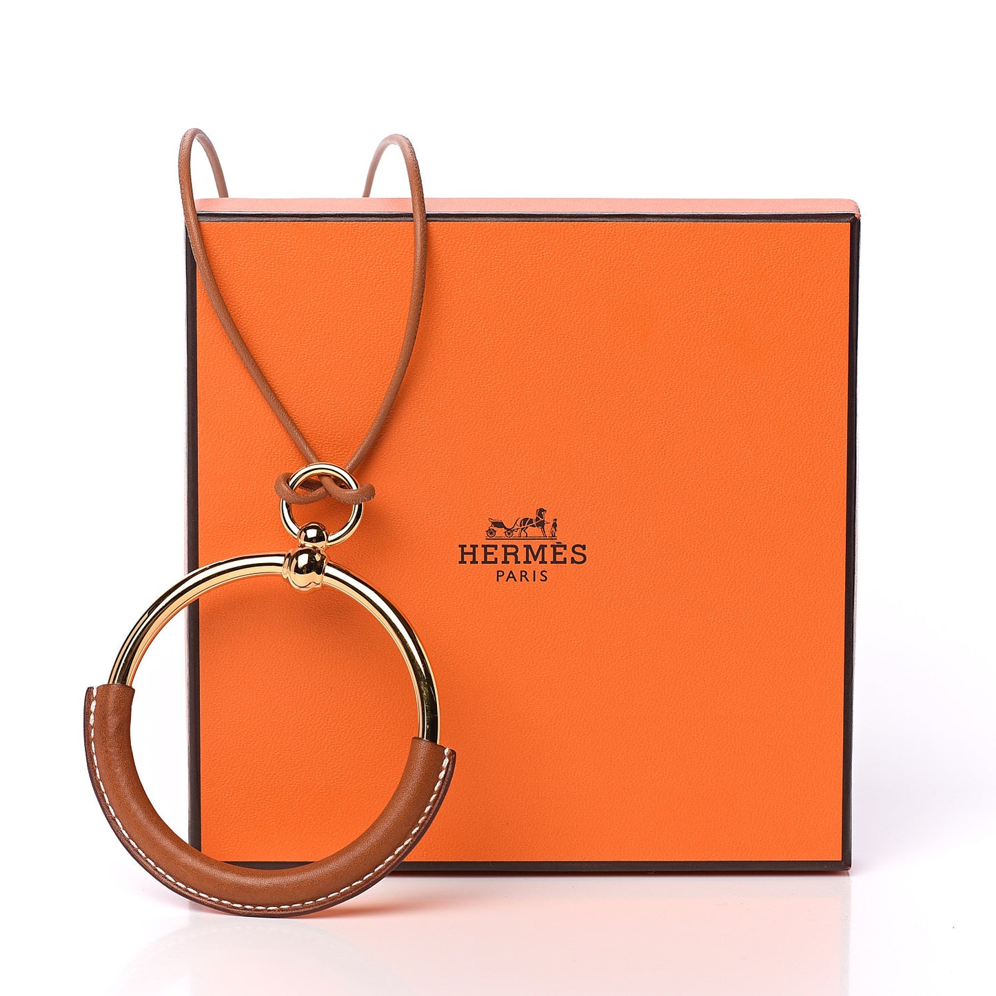 Swift Grand Loop Pendant Necklace Gold