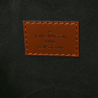 Louis Vuitton Monogram V Tote MM Black 5 of 5