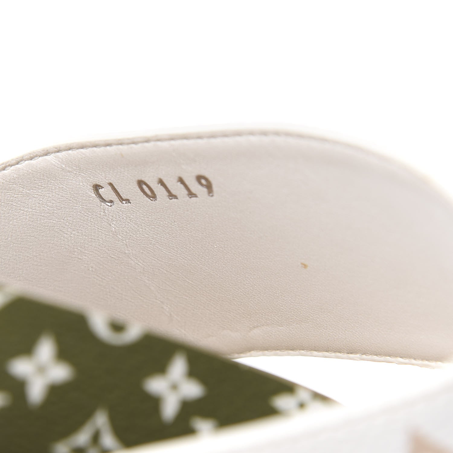 Louis Vuitton Monogram Giant Bom Dia Flat Mule Sandals 40 White Moka 10 of 10