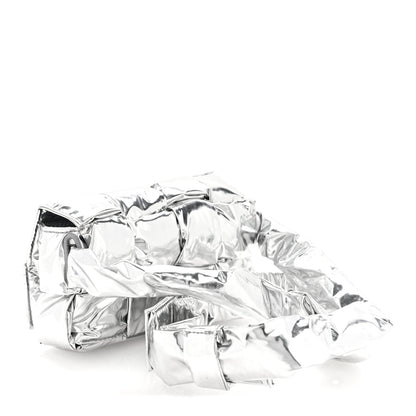 Bottega Veneta Metallic Lambskin Maxi Intrecciato Padded The Belt Cassette Bag Silver 3 of 9