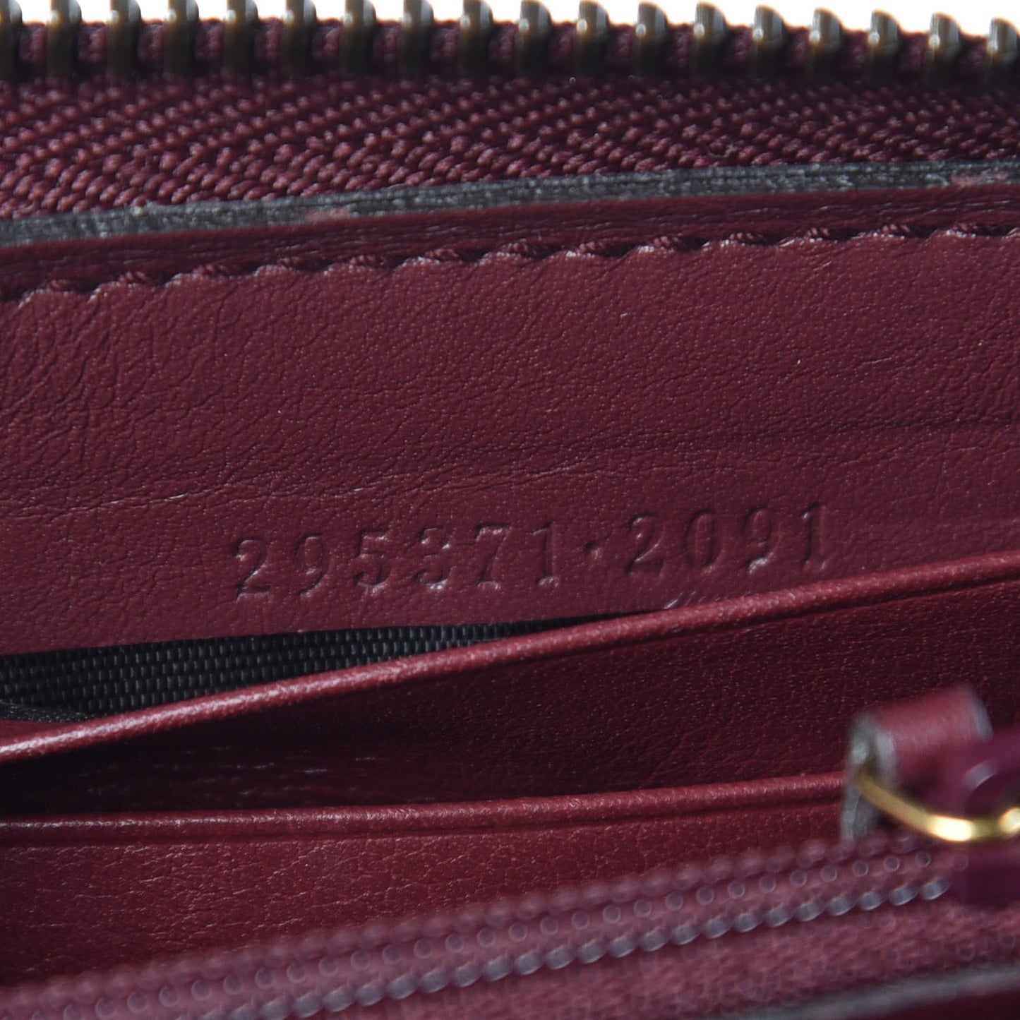 Microguccissima Brogue Zip Around Wallet Burgundy