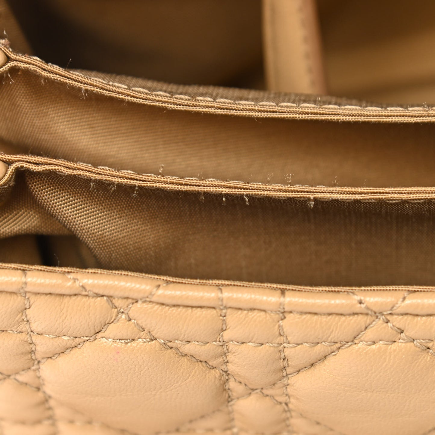 Lambskin Cannage New Lock Flap Beige