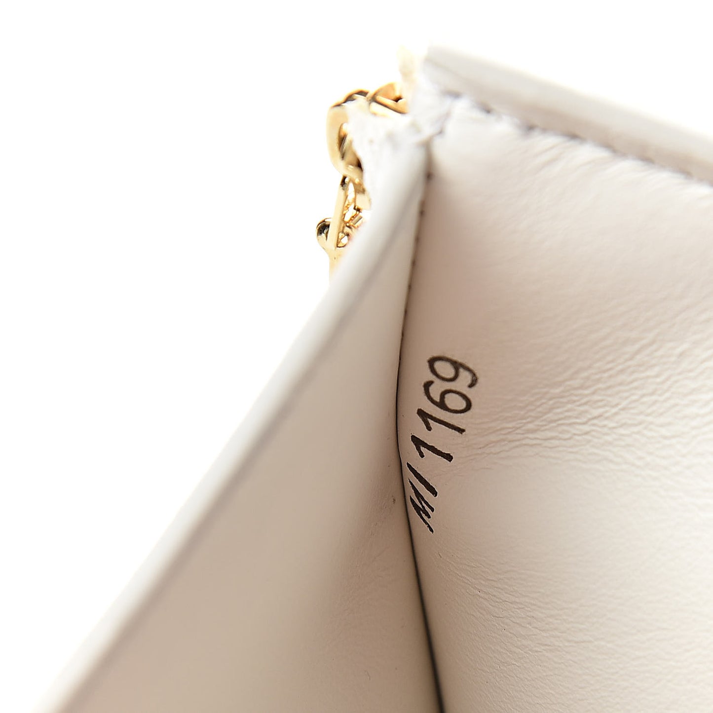Taurillon Capucines Compact Wallet White