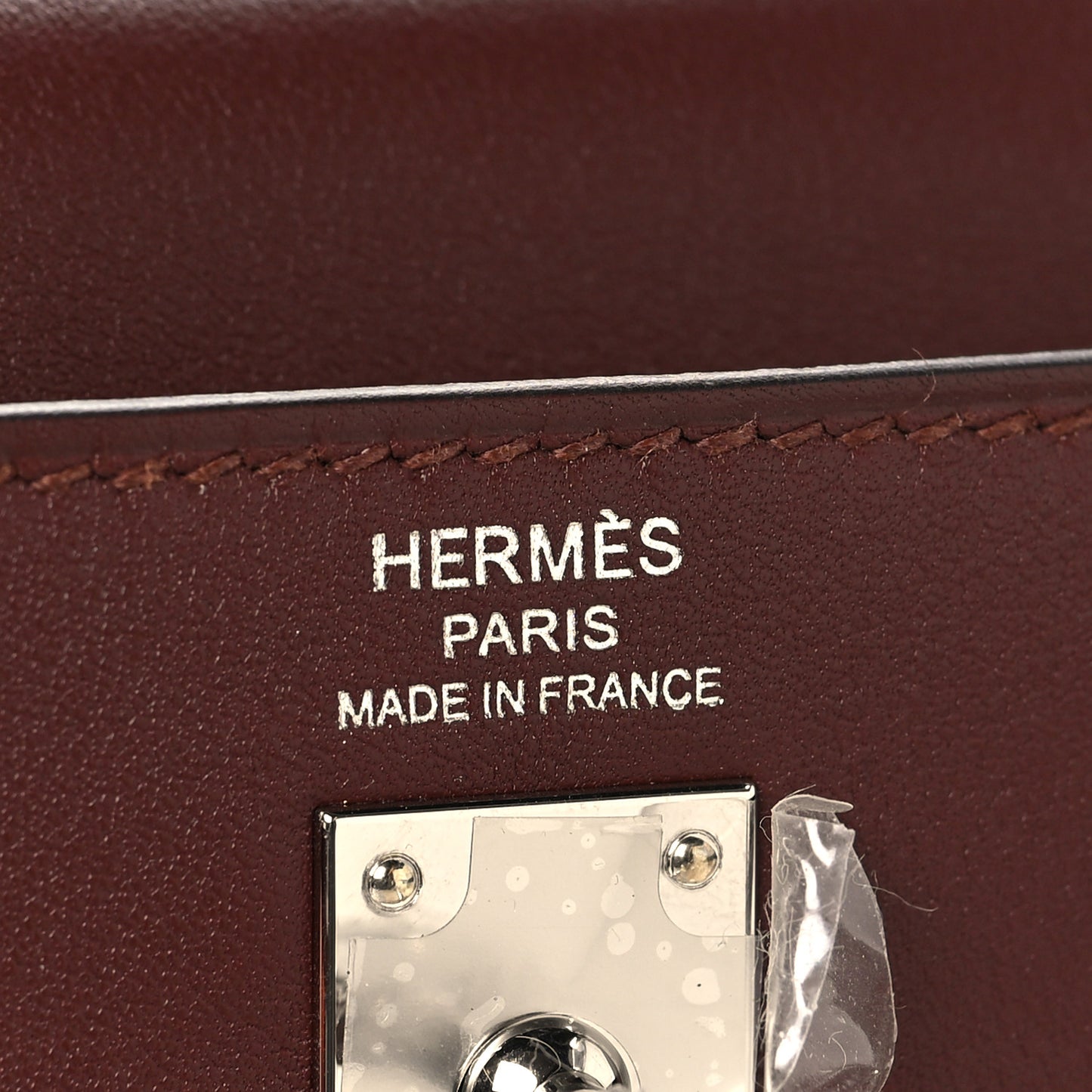 Cheri Calfskin Kelly Retourne 25 Terre