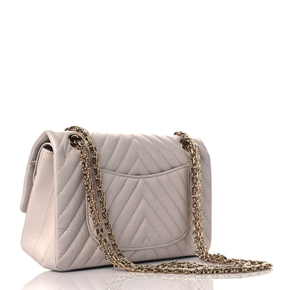 Chanel Aged Calfskin Chevron Quilted 2.55 Reissue 225 Flap Ivory 3 of 11