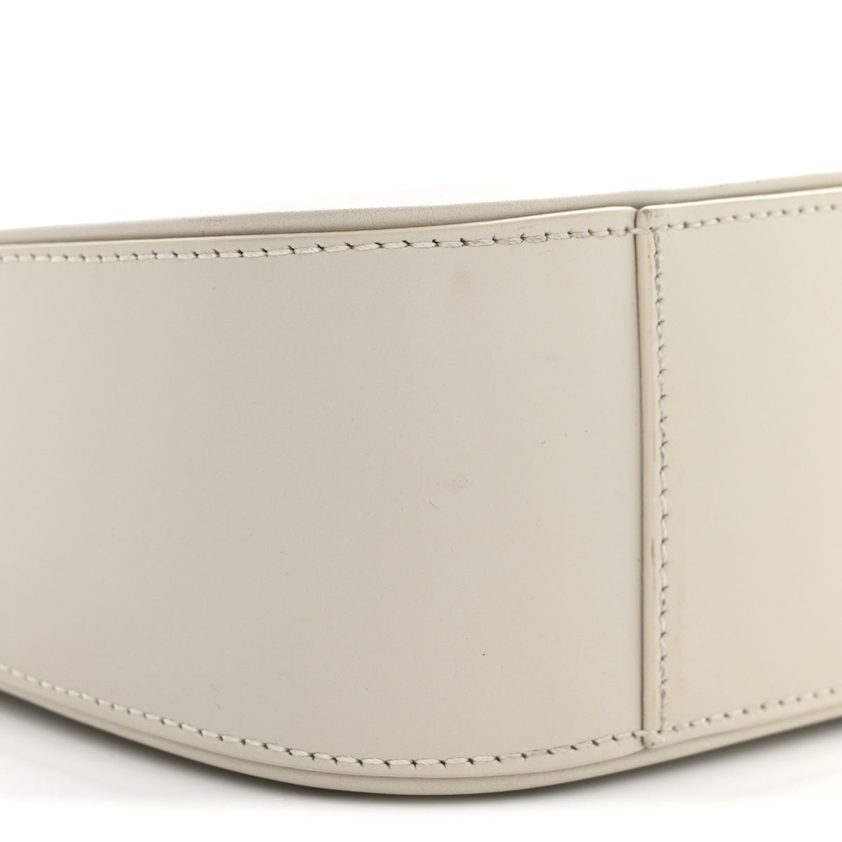 Smooth Calfskin Le 5 A 7 Hobo Crema Soft