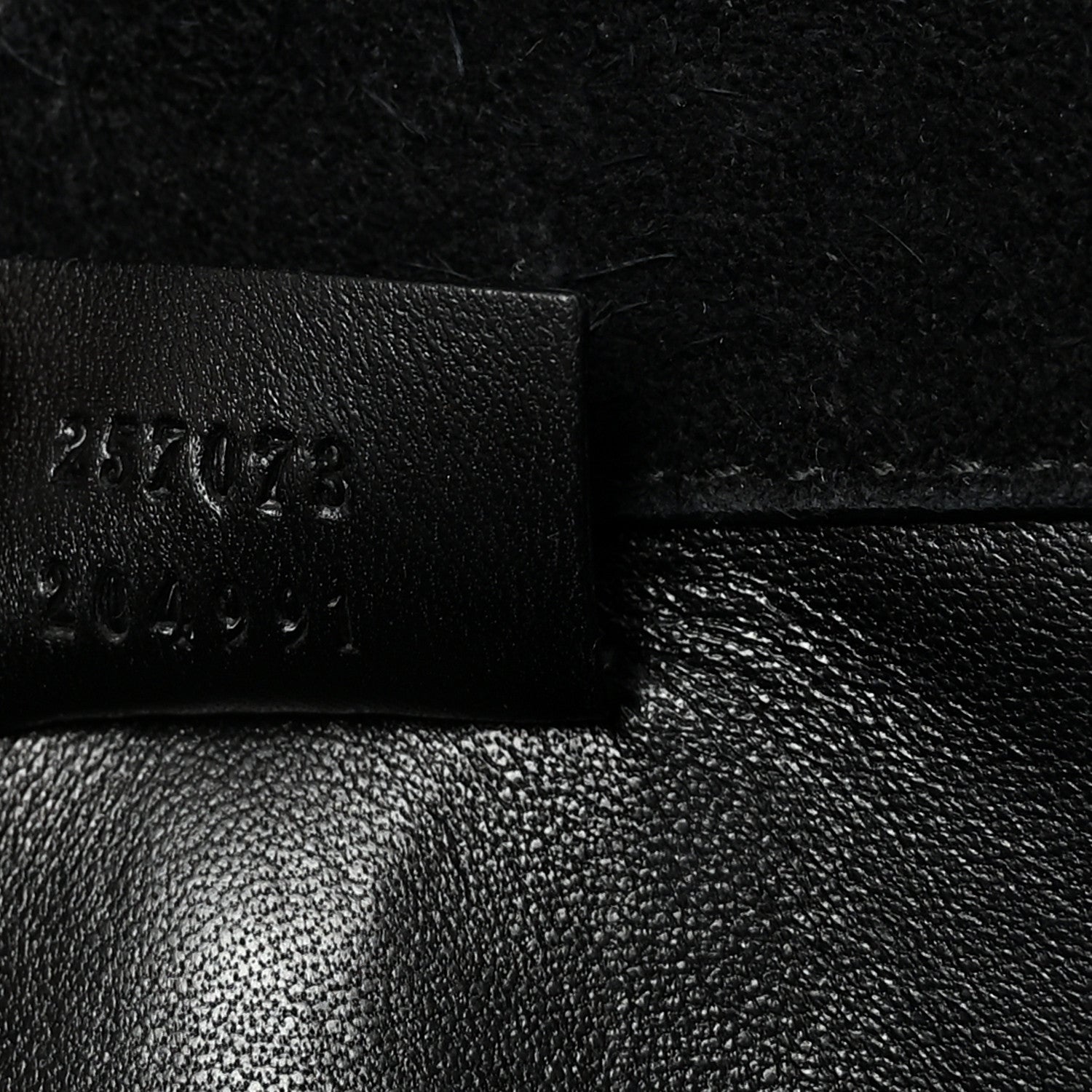 Gucci Patent Microguccissima Small Broadway Clutch Black 7 of 7