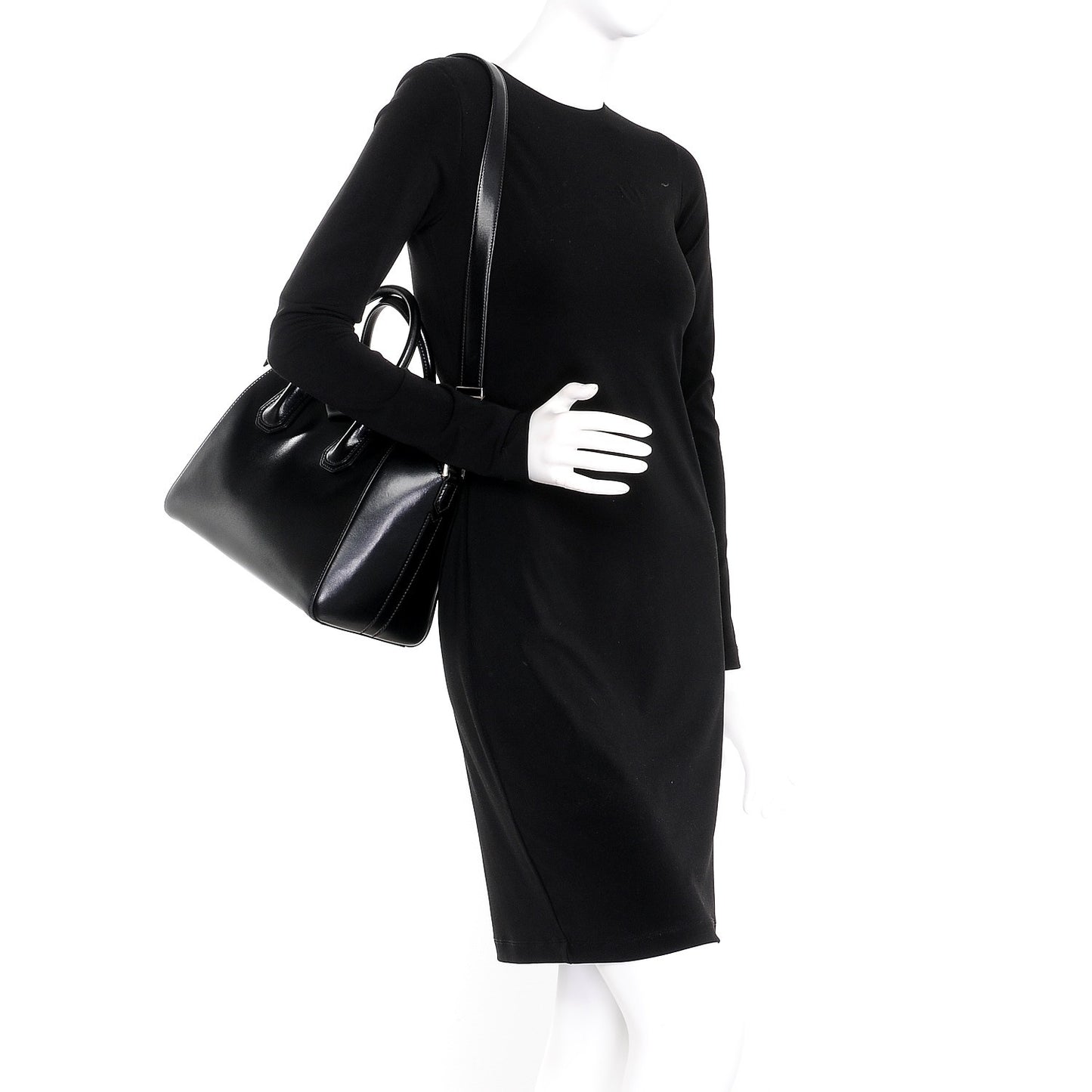 Shiny Lord Calfskin Small Antigona Black