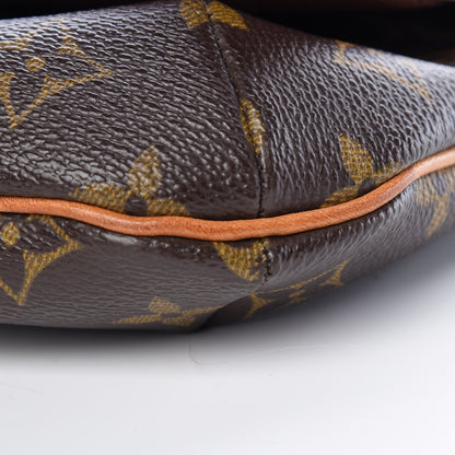 Louis Vuitton Monogram Musette Tango 8 of 10