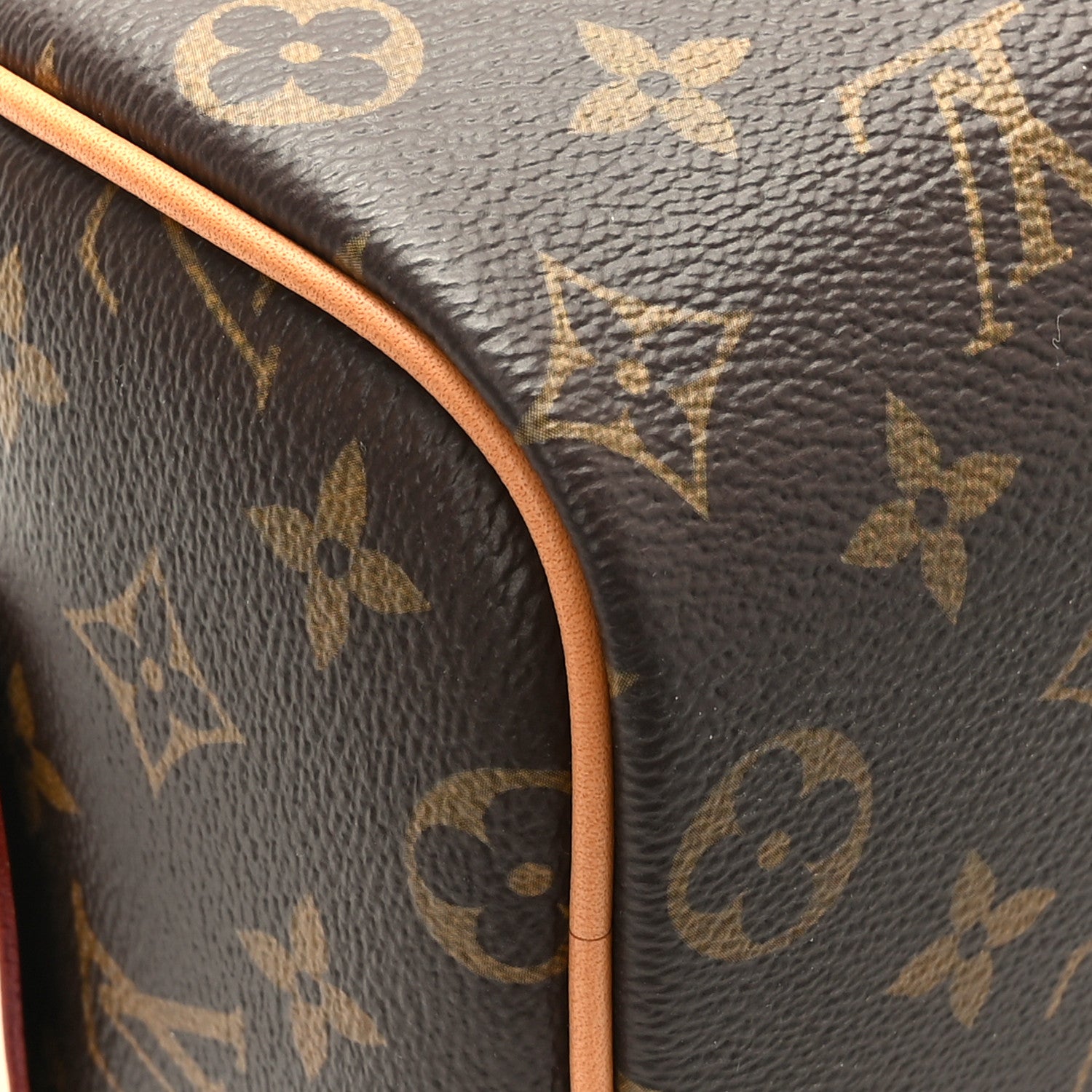 Louis Vuitton Monogram King Size Toiletry Bag 9 of 10