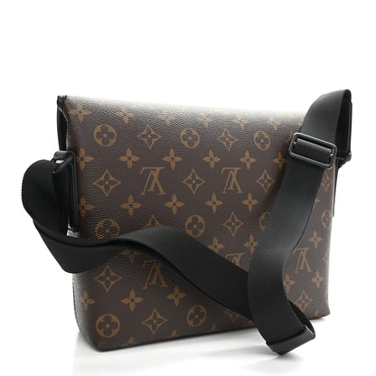 Louis Vuitton Monogram Macassar Magnetic Messenger 3 of 11