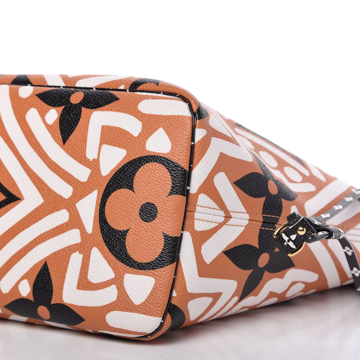 Monogram Giant Crafty Neverfull MM Creme Caramel