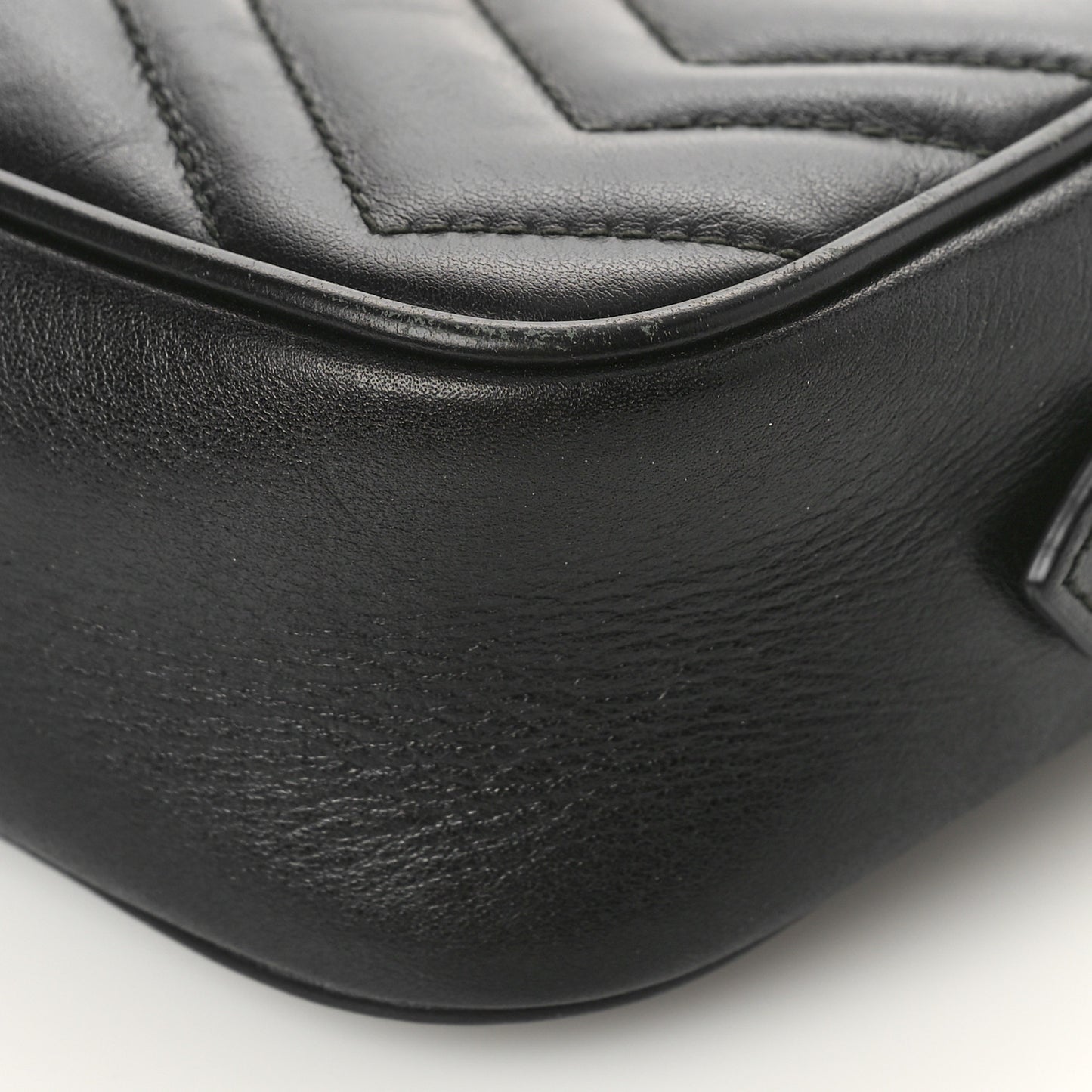Calfskin Matelasse Mini GG Marmont Chain Shoulder Bag Black