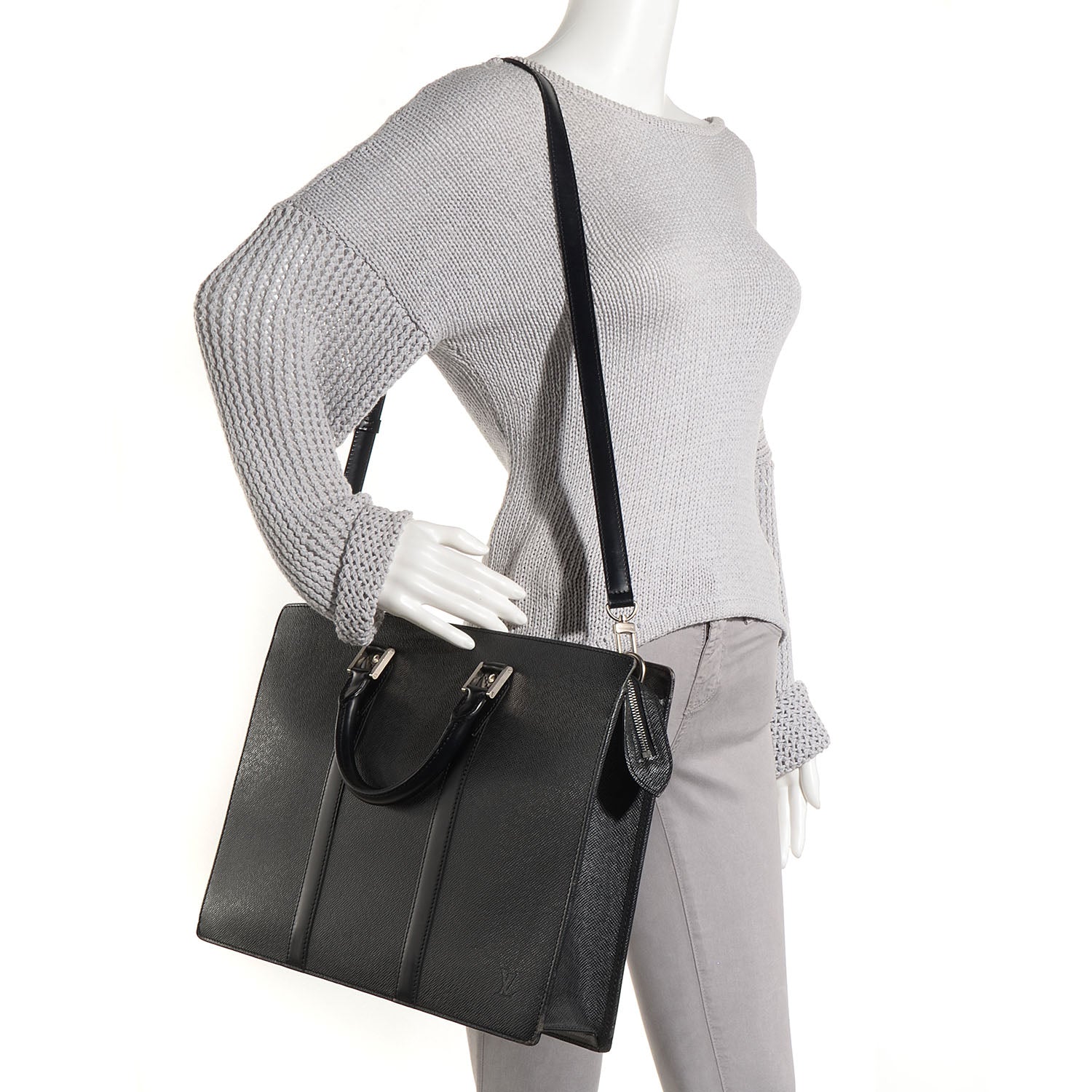Louis Vuitton Taiga Lozan Ardoise 2 of 7