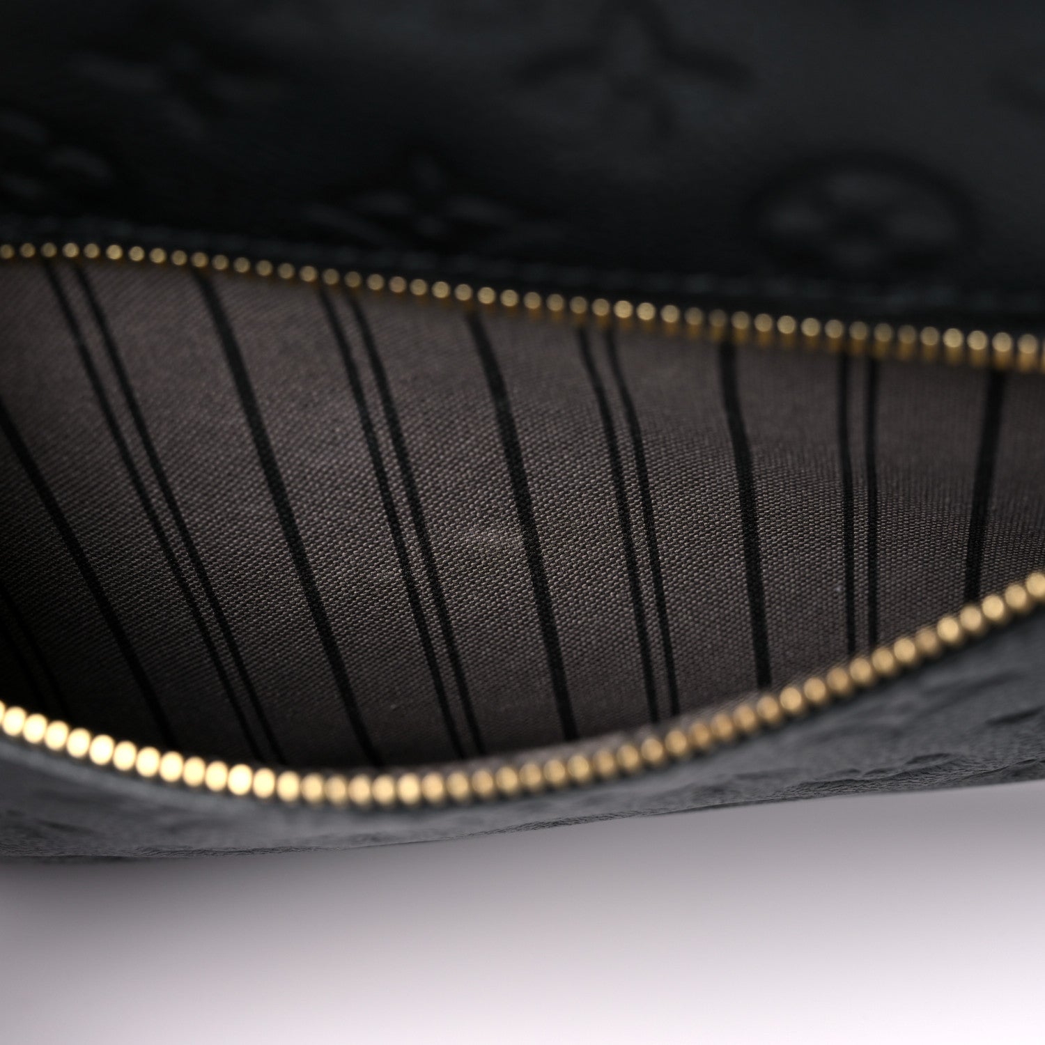 Louis Vuitton Empreinte Pochette Metis Black 11 of 13