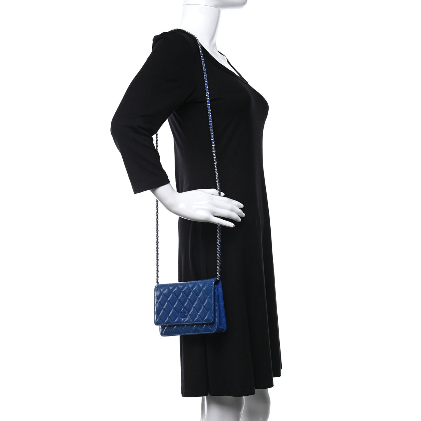 Patent Quilted Wallet On Chain WOC Dark Blue