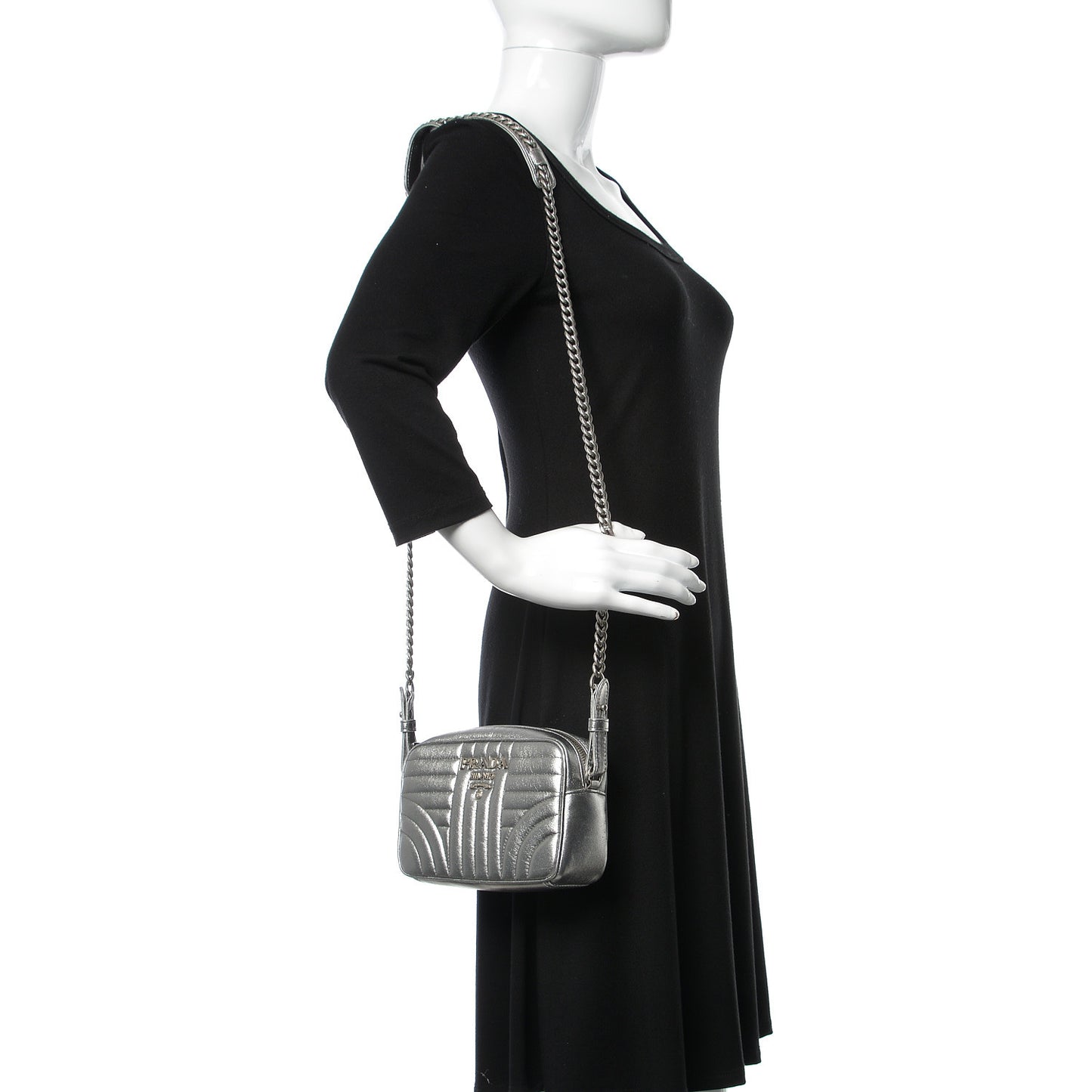 Metallic Nappa Impunture Diagramme Crossbody Cromo