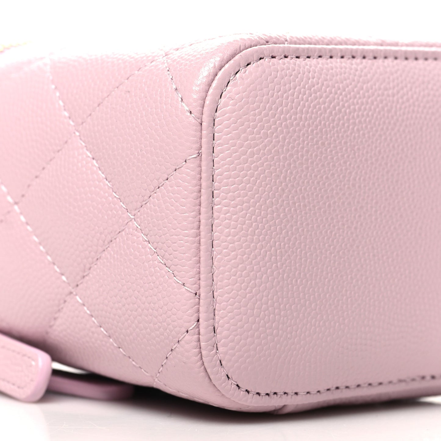 Caviar Quilted Mini Vanity Case With Chain Light Pink