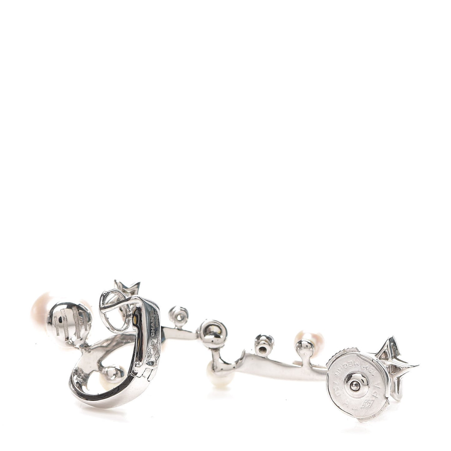 18K White Gold Diamond Pearl Comete Perlee Ear Cuff