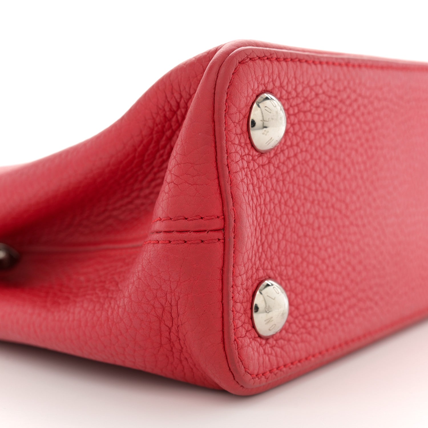 Louis Vuitton Taurillon Capucines BB Rubis 8 of 16