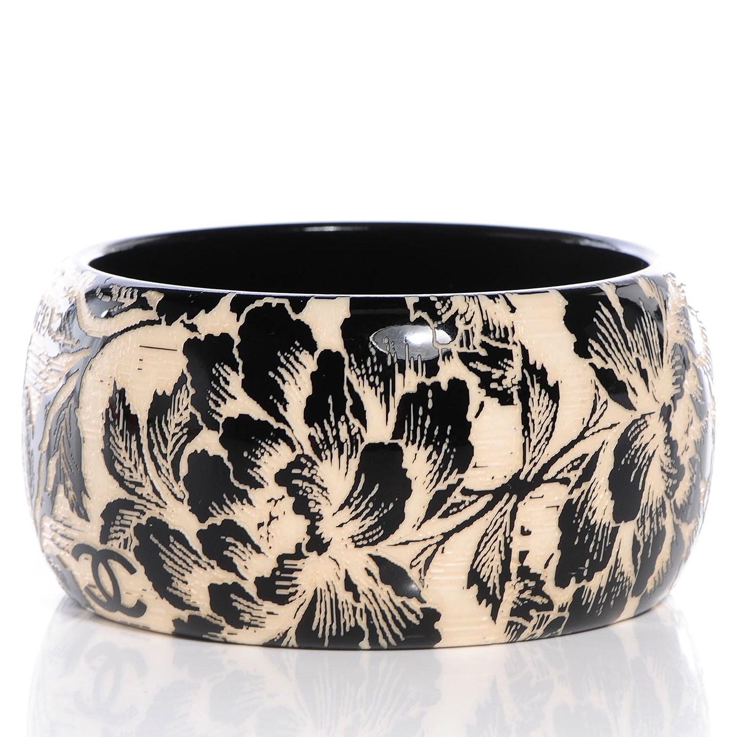 Resin Laser Etched Floral Bangle Black Cream