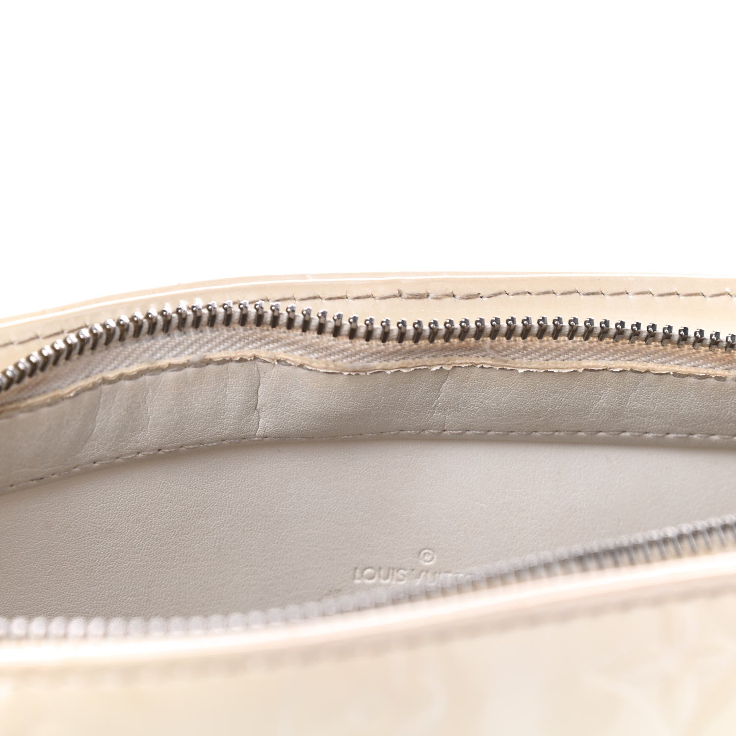 Louis Vuitton Vernis Houston Perle 10 of 16