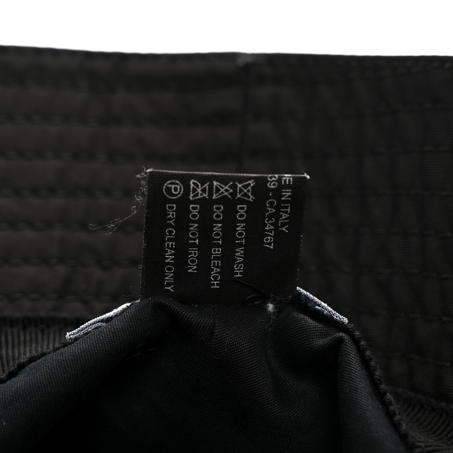 Re-Nylon Metal Triangle Logo Womens Bucket Hat S Black