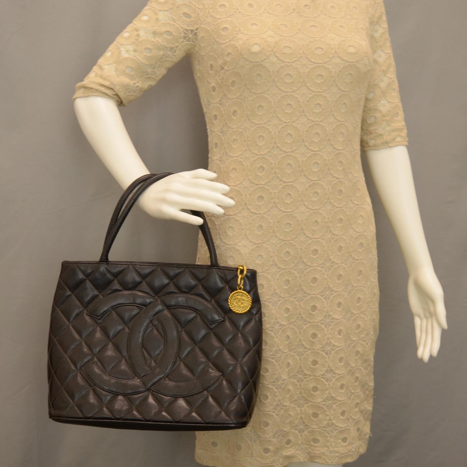 Chanel Caviar Medallion Tote Black 2 of 7