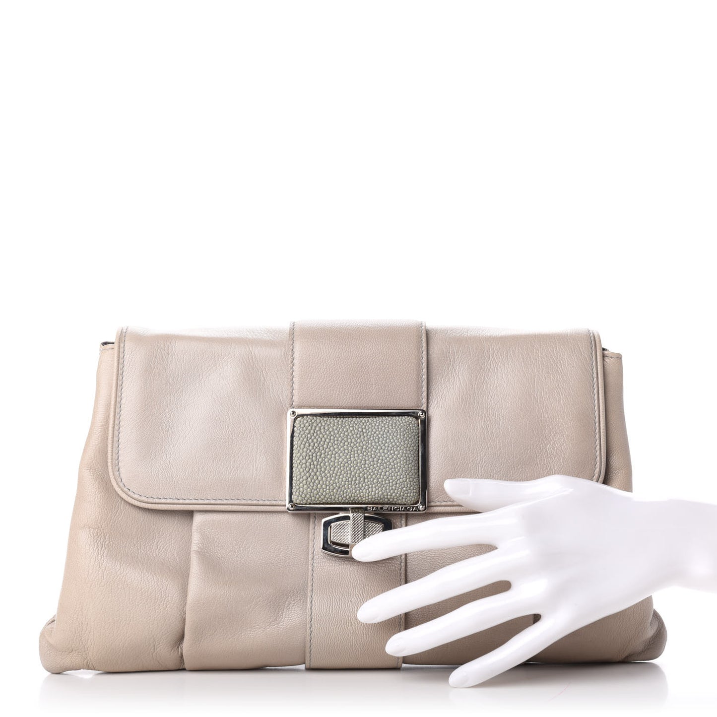 Chevre Stingray Clutch Grey