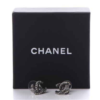 Chanel Pearl Twisted CC Earrings Ruthenium 5 of 5