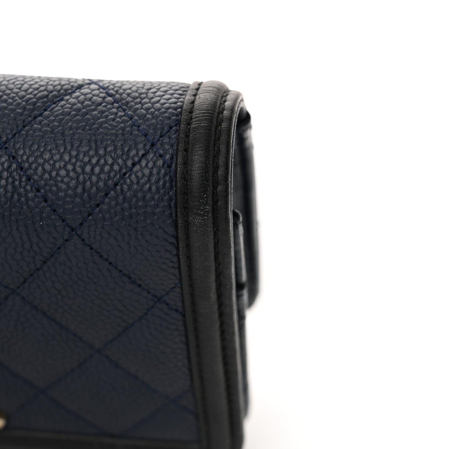 Caviar Quilted CC Filigree Wallet On Chain WOC Navy