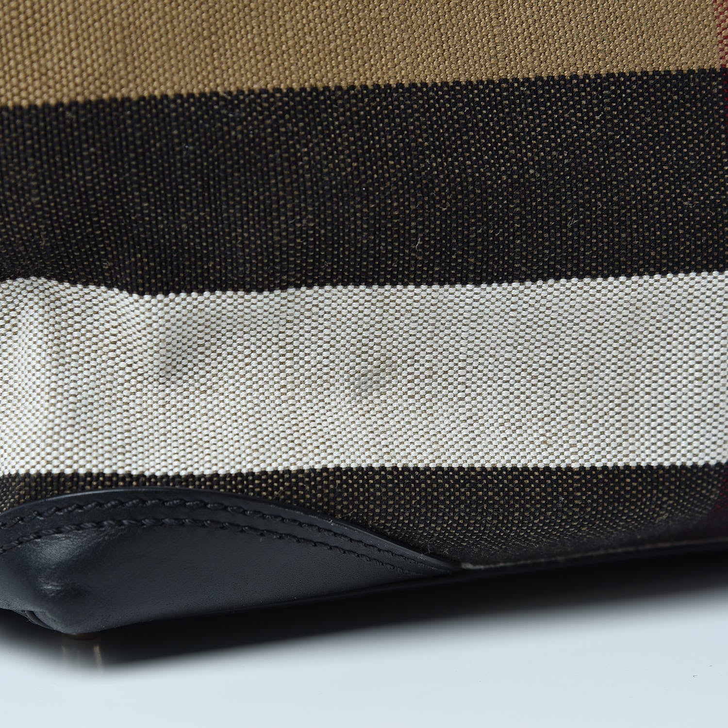Burberry Canvas Mega Check Medium Maidstone Black 13 of 13