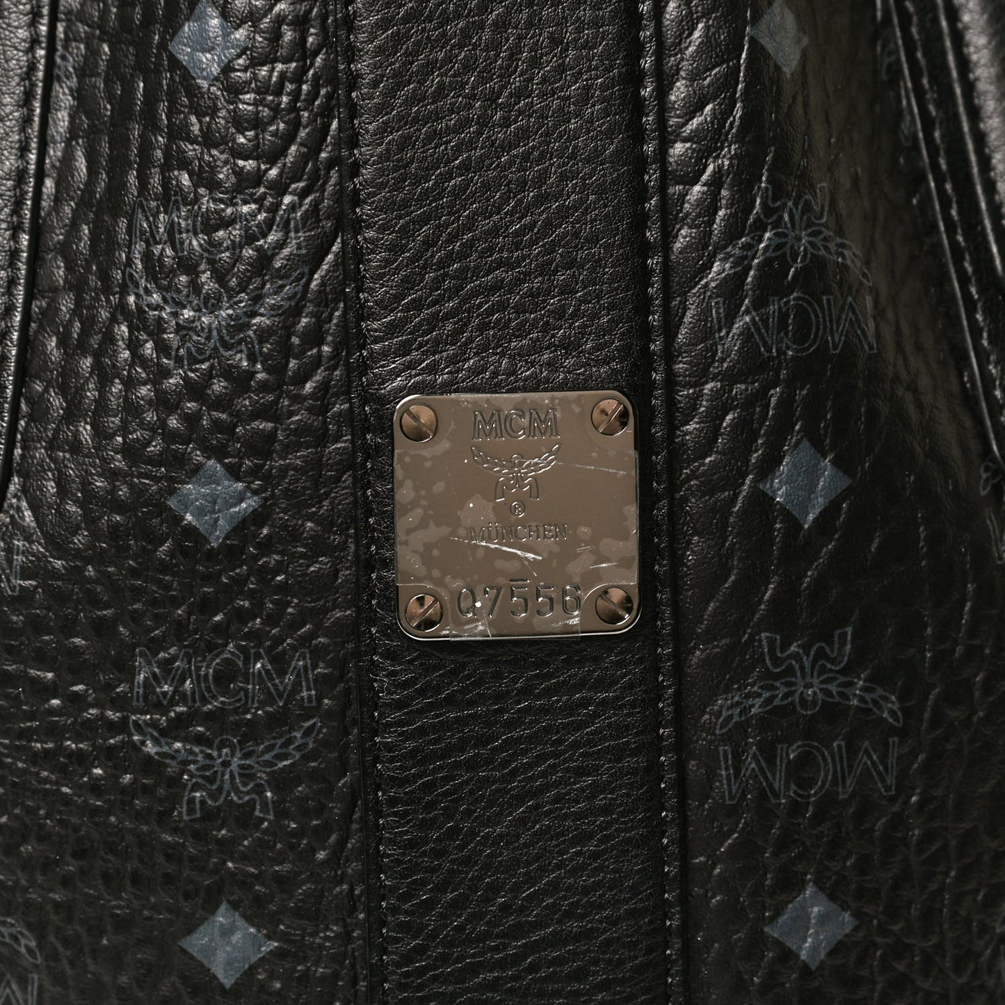 Visetos Medium Liz Reversible Shopper Tote Black