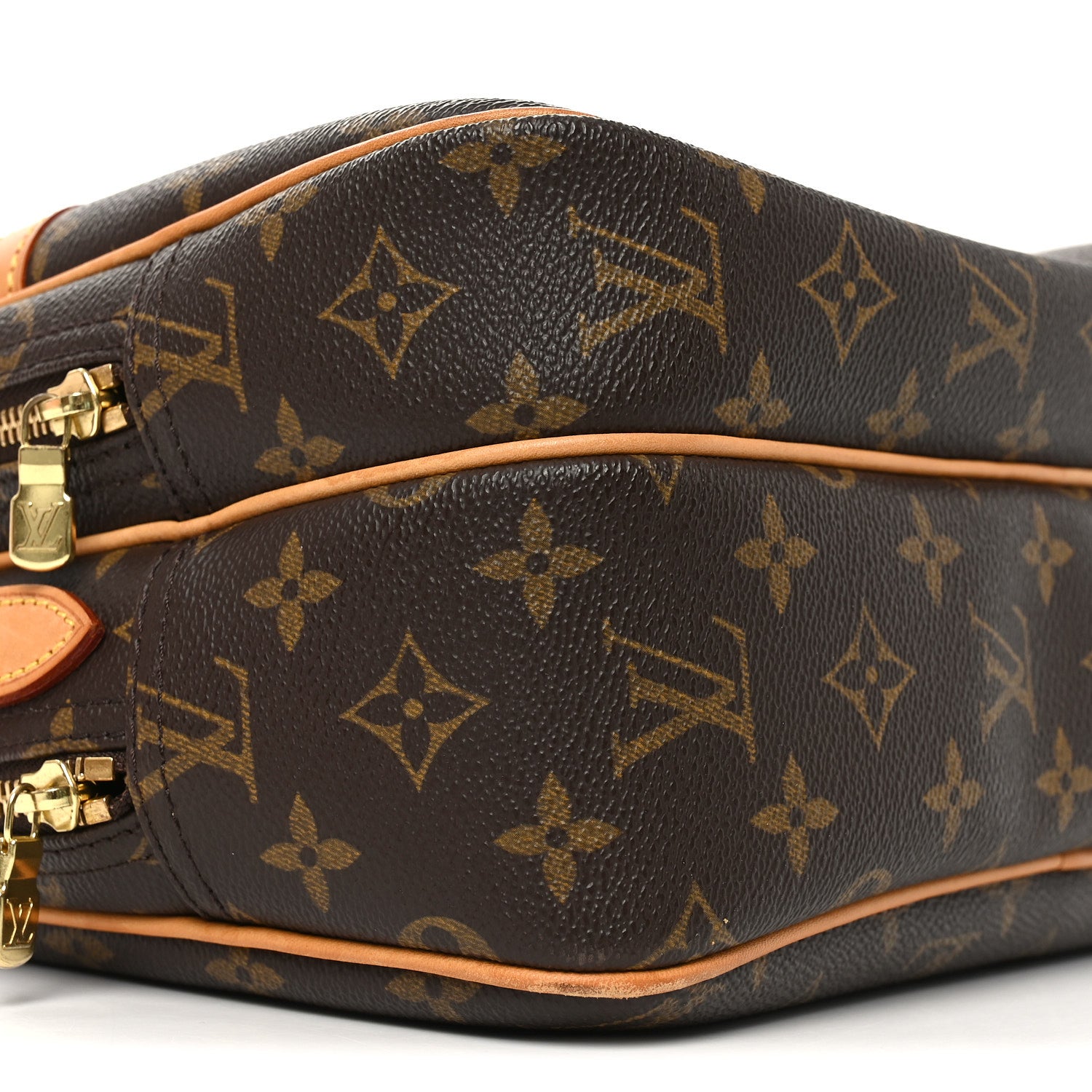 Louis Vuitton Monogram Reporter PM 7 of 8