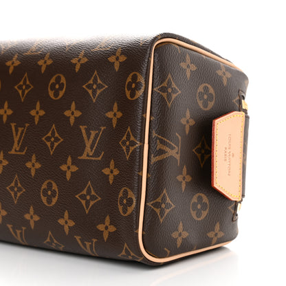 Louis Vuitton Monogram Dopp Kit Toilet Pouch 8 of 8