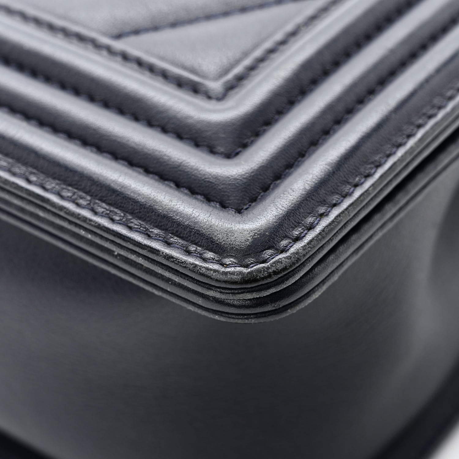 Chanel Calfskin Chevron Medium Boy Flap Navy 11 of 11