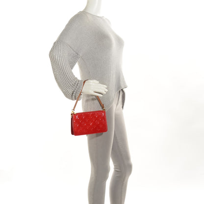 Louis Vuitton Vernis Lexington Pochette Rouge 2 of 7