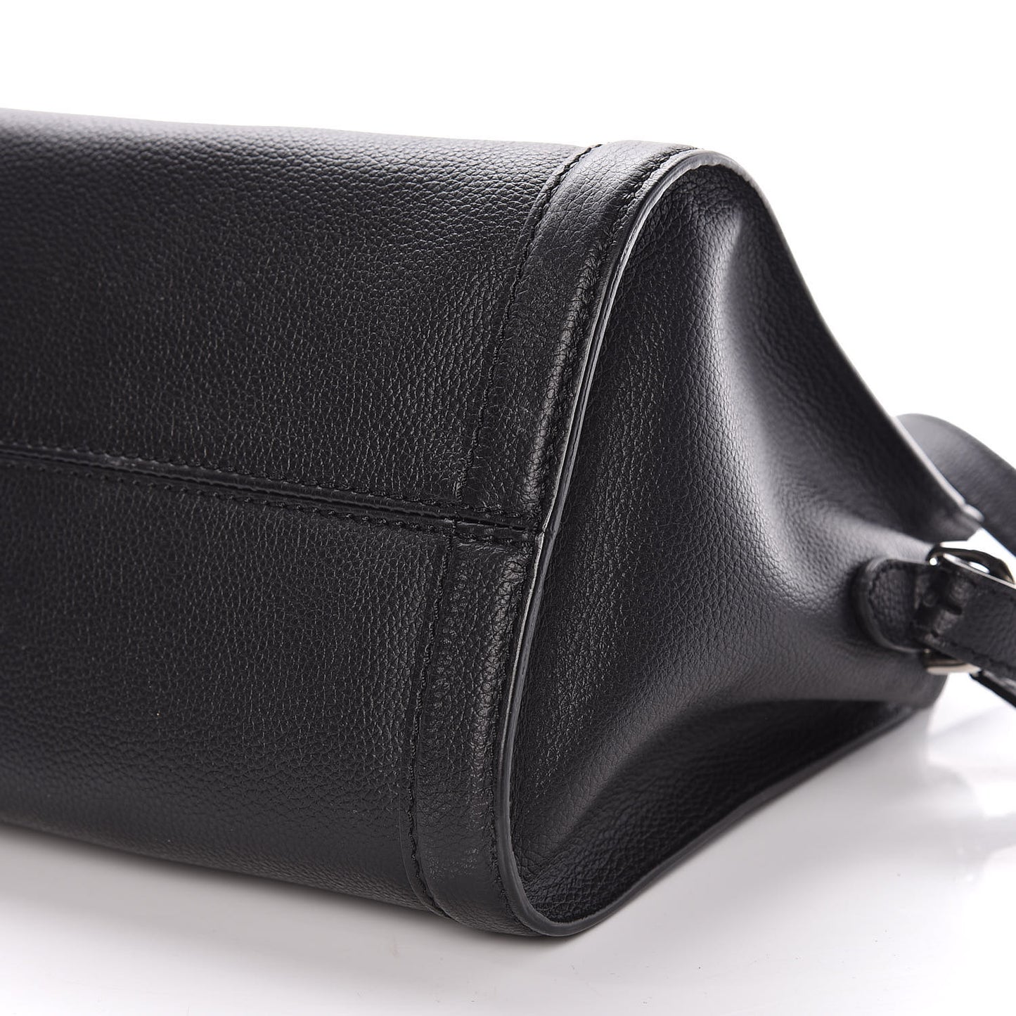 Pebbled Calfskin Small Skull Padlock Zip Around Tote Black