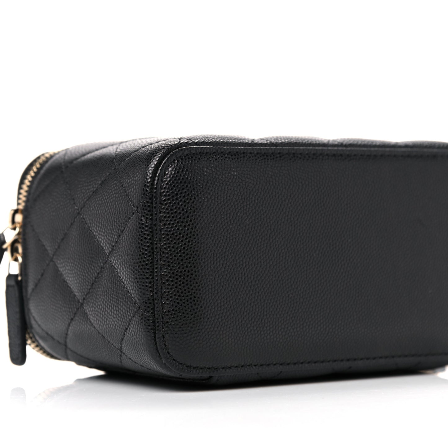 Caviar Quilted Small Vanity Case With Chain Black