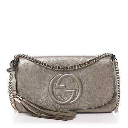 Gucci Metallic Pebbled Calfskin Medium Soho Flap Crossbody Golden Beige 1 of 11