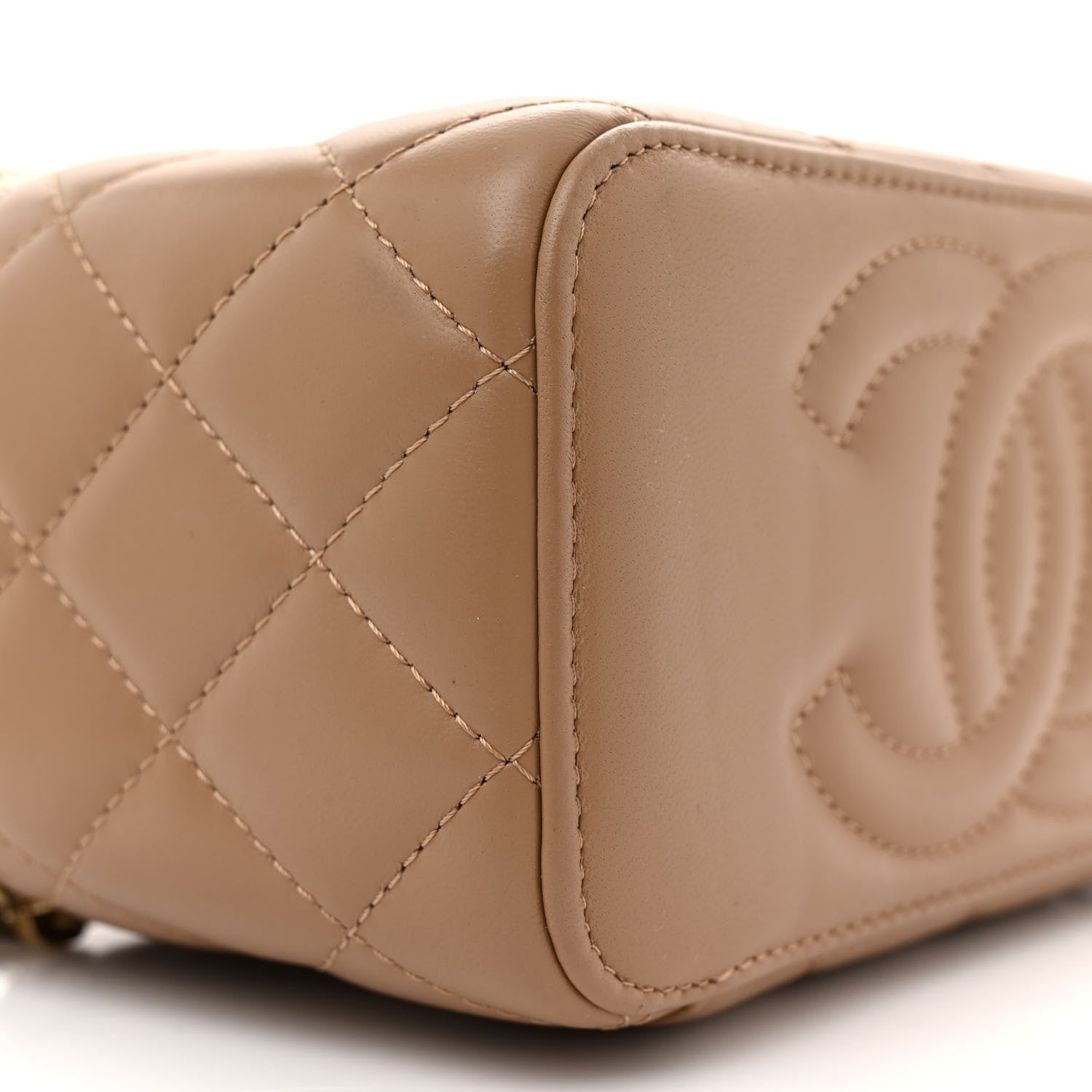 Chanel Lambskin Quilted Pearl Crush Small Vanity Case With Chain Beige 9 of 11