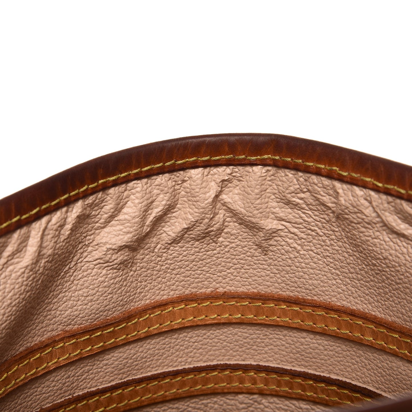 Monogram Petit Bucket 23