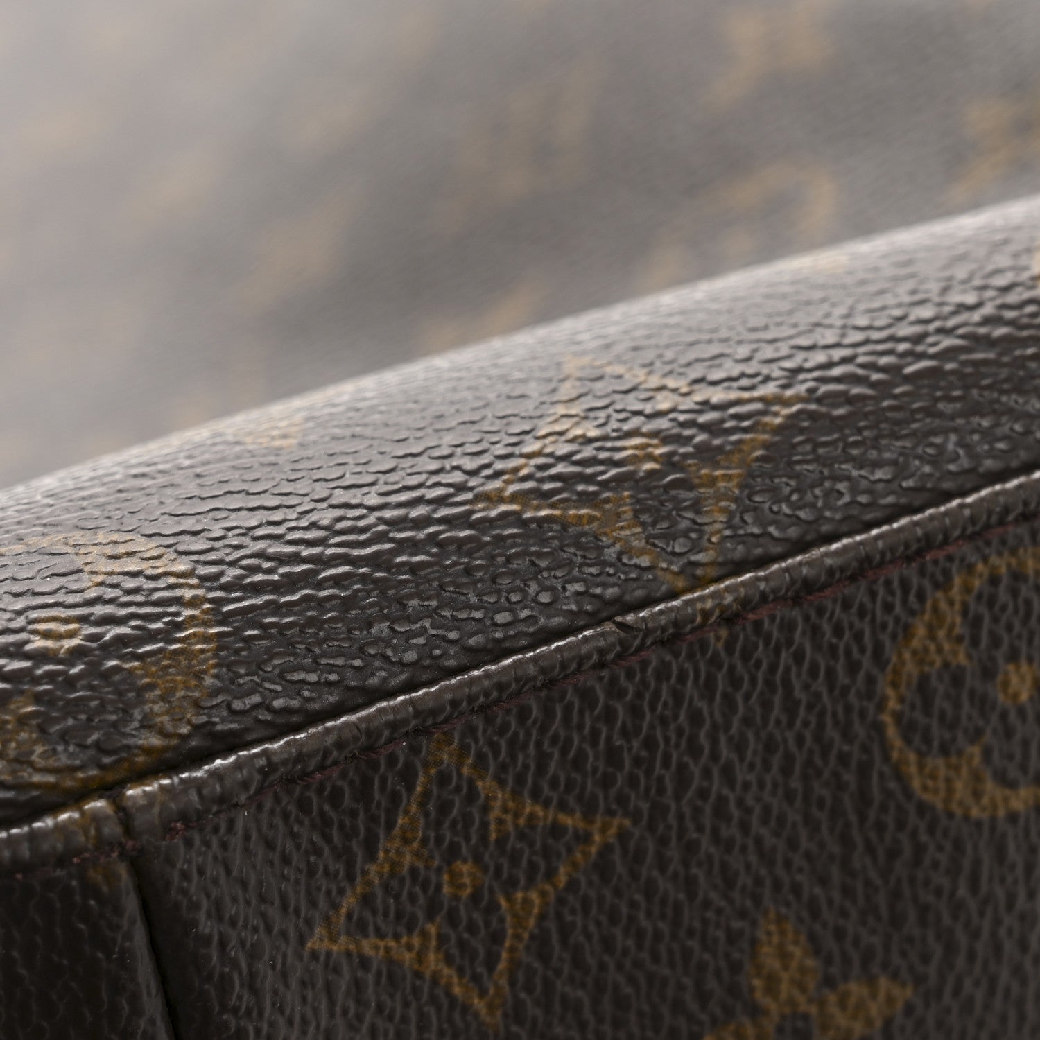 Louis Vuitton Monogram Looping GM 14 of 14