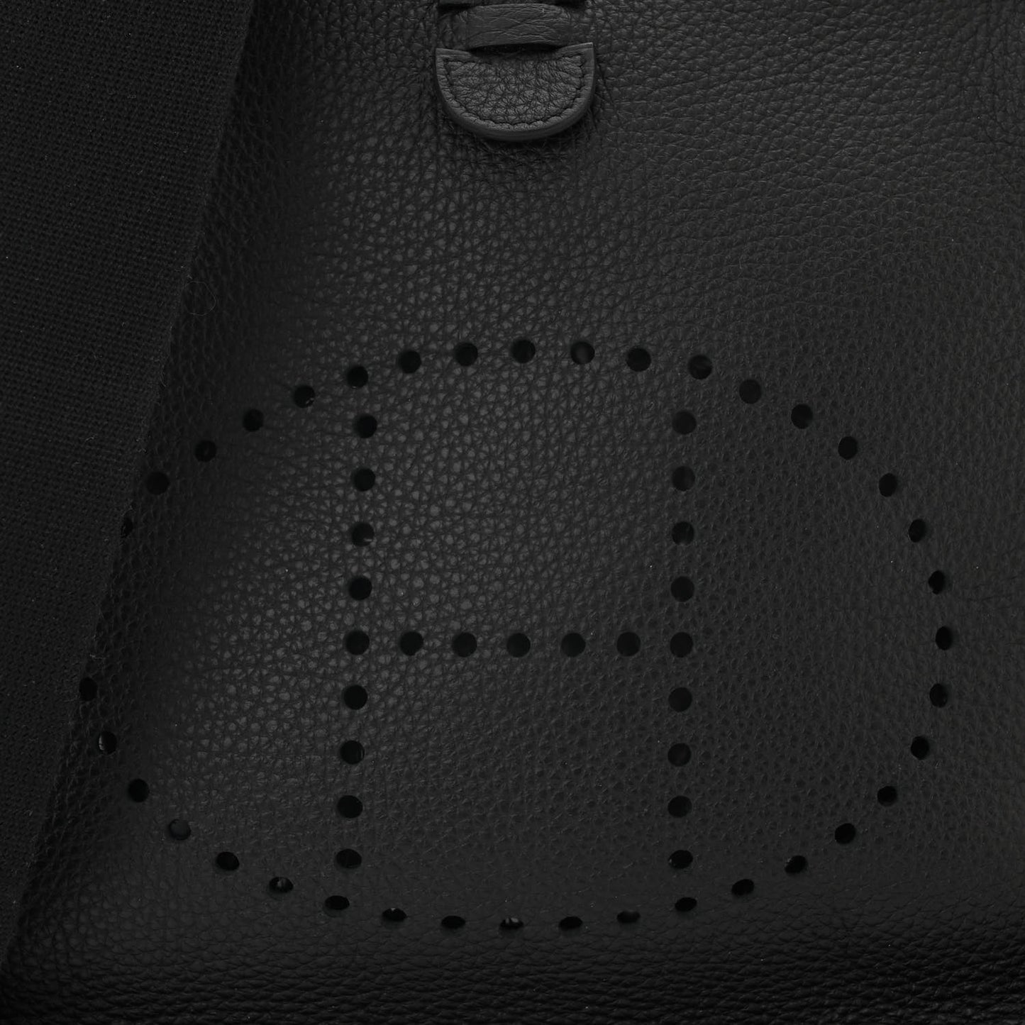 Taurillon Clemence Evelyne III PM Black