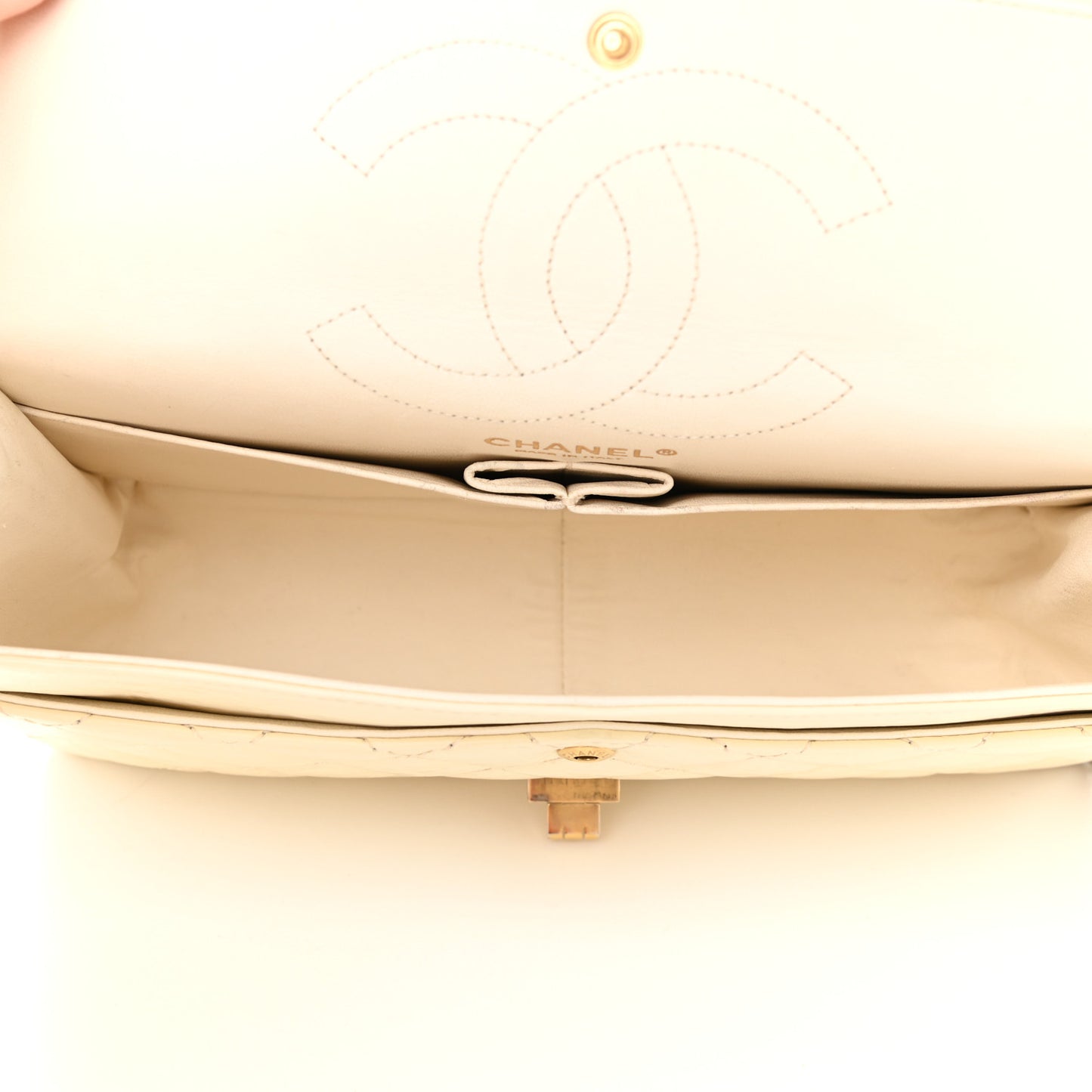 Aged Calfskin Quilted 2.55 Reissue 226 Flap Ivory