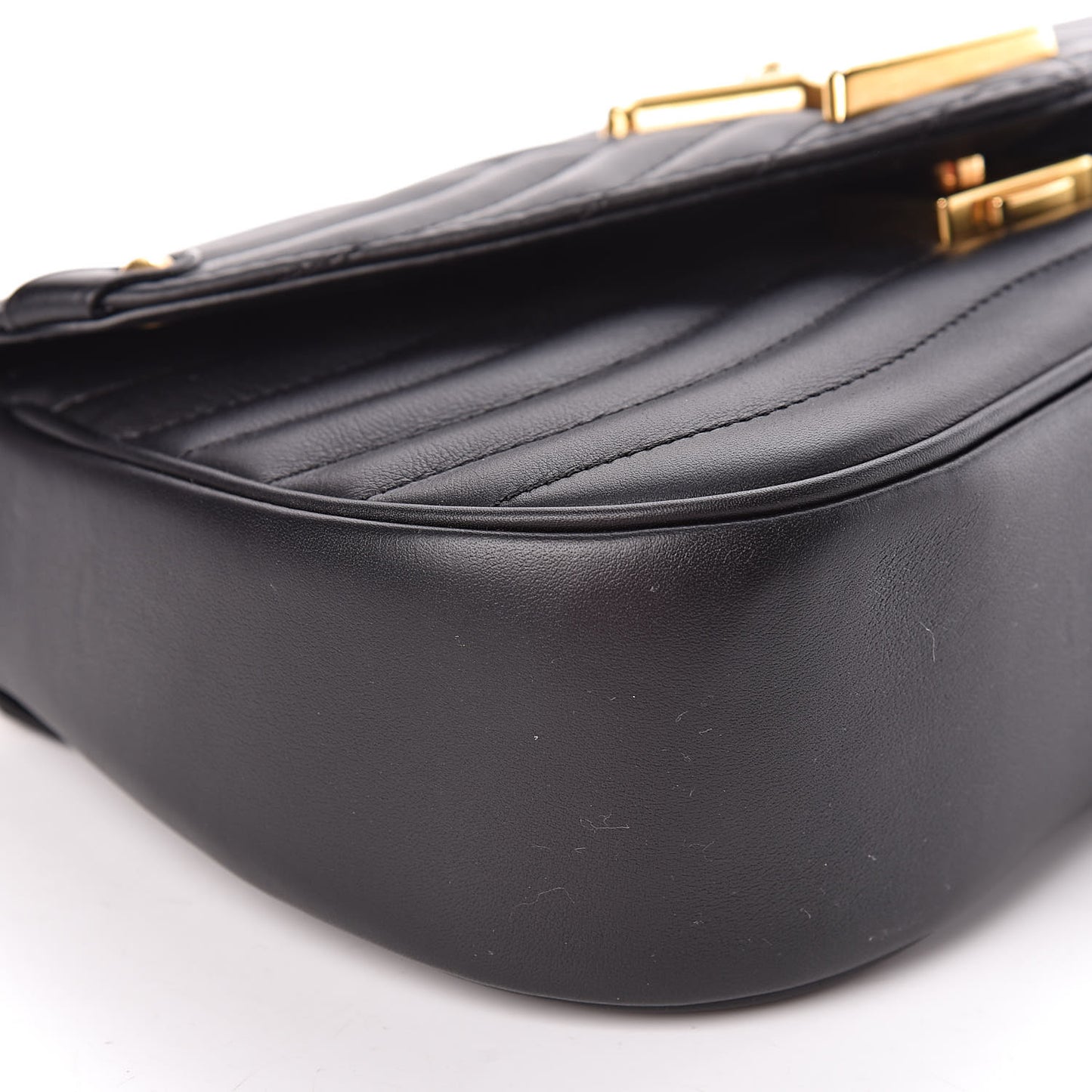 Calfskin New Wave Chain MM Black