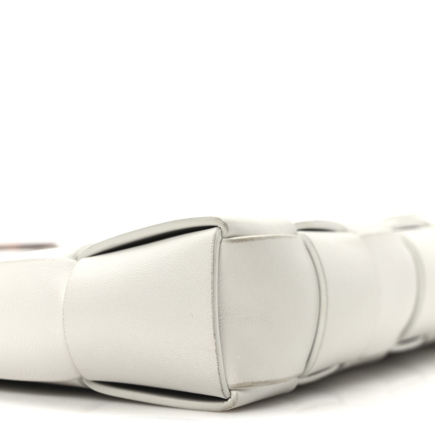 Nappa Intrecciato The Snap Clutch White