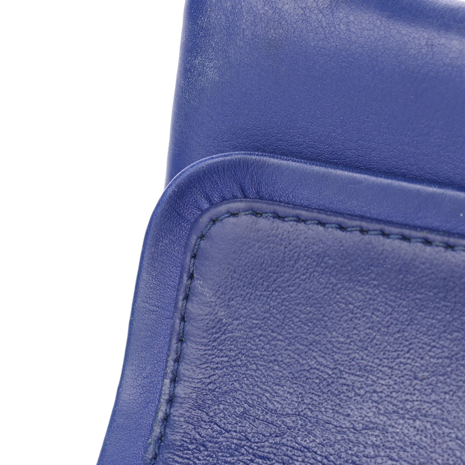 Chanel Caviar 2.55 Reissue 224 Flap Dark Blue 17 of 24