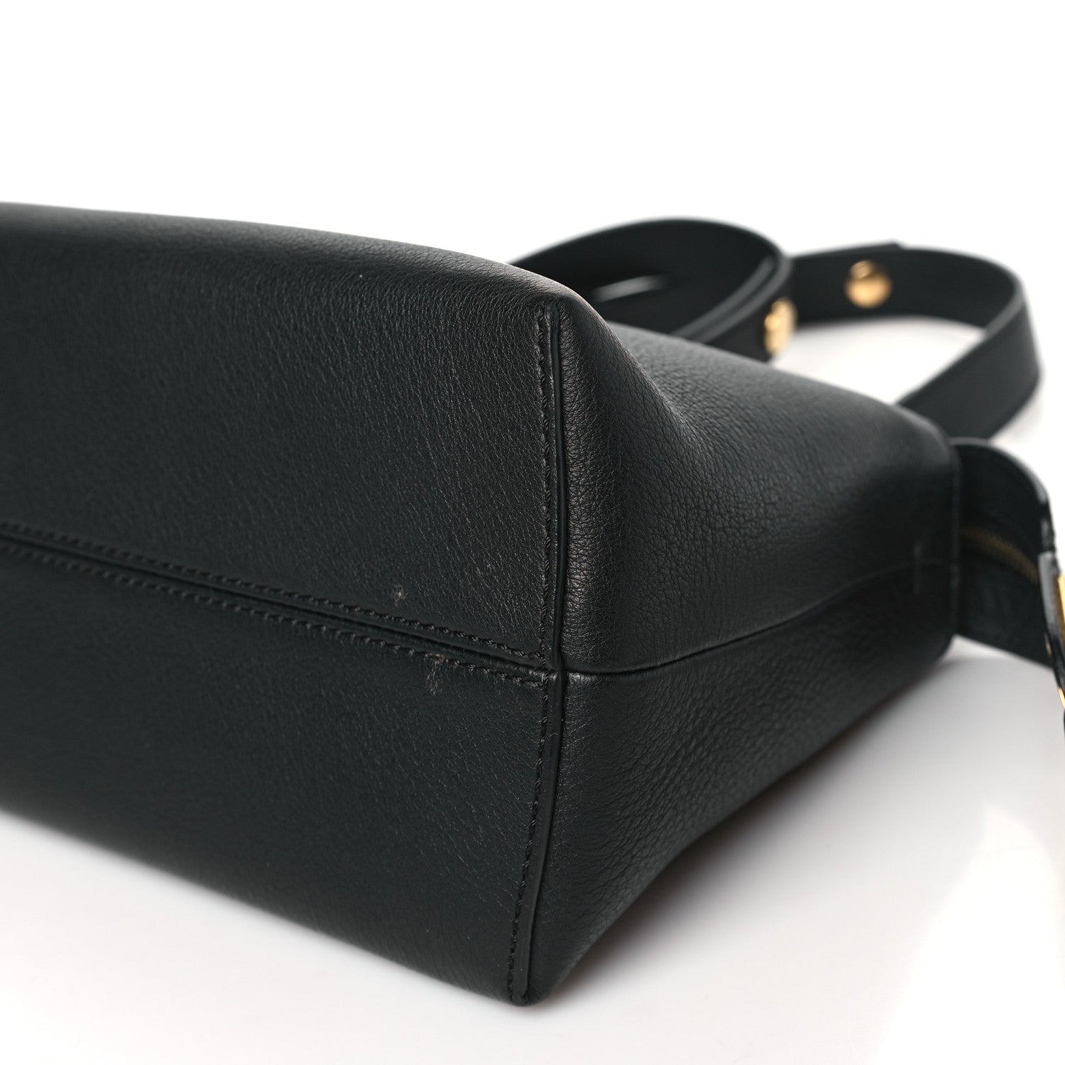 Fendi Vitello Dolce Chain Tail Gold Edition Medium By The Way Boston Bag Black 10 of 10